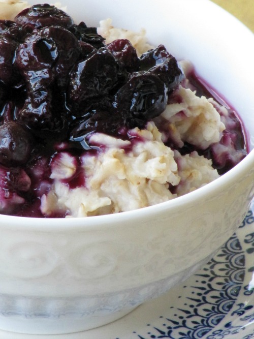 Blueberry Compote Oatmeal