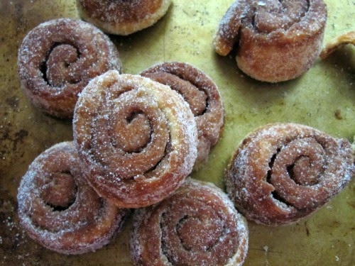 morning-buns-coated with cinnamon sugar.