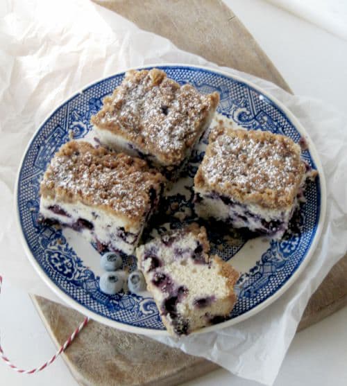 Blueberry Coffeecake with Spiced Crumble Topping on a blue and white transfer ware plate