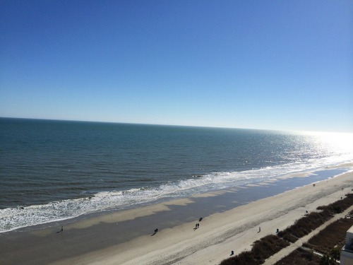 15 Tips for a Healthier Life, view of the ocean. 