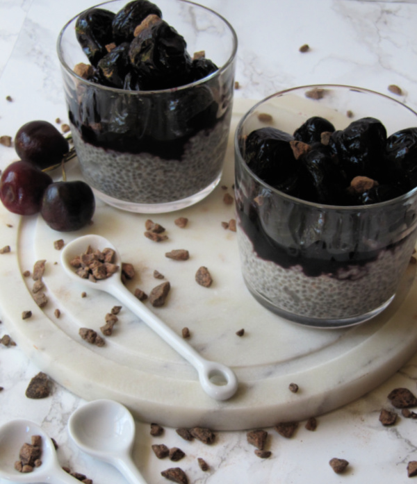 Chia pudding roasted berries