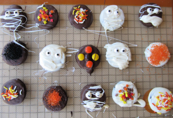 Chocolate Covered White Chocolate Oreo Cookies