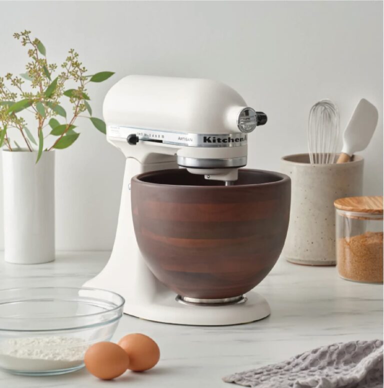 Foodie gifts, kitchen aid mixer