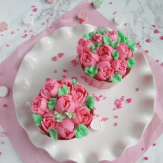 Valentine's Day Flower Cupcakes