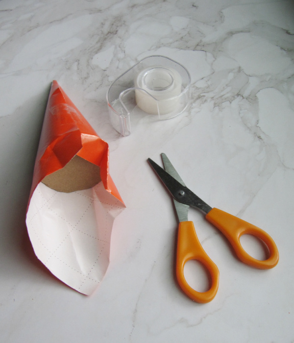  Carrot Surprise Party Favor supplies orange paper, cone, tape
