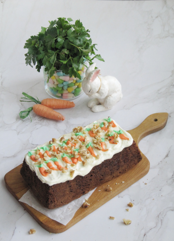 carrot loaf cake with cream cheese frosting