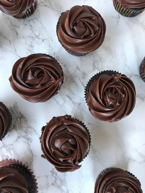 Monday meanderings chocolate cupcakes