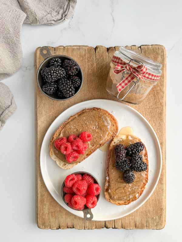 granola-butter on toast and in a jar. 