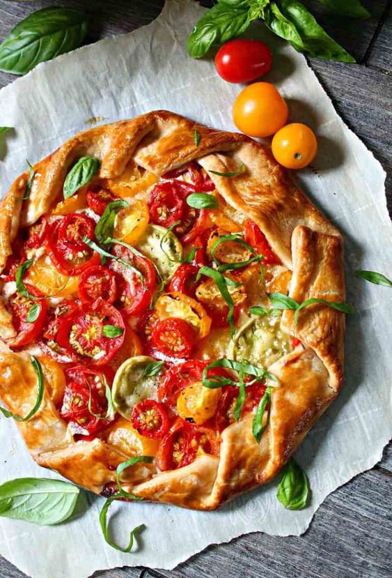 TOMATO GALETTE. 