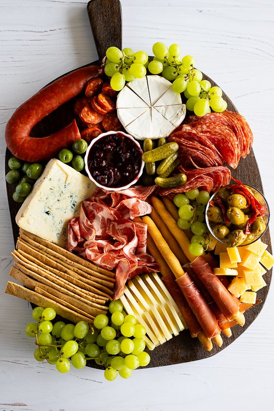 Easy Charcuterie Board