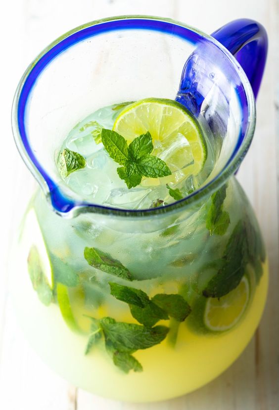 Pitcher mojito