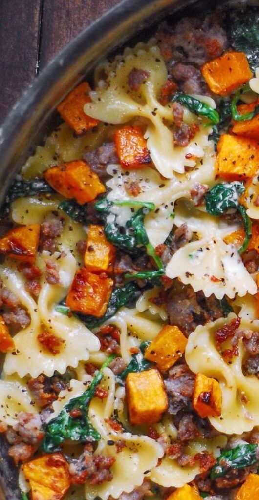Creamy Butternut Squash Pasta with Sausage and Spinach .