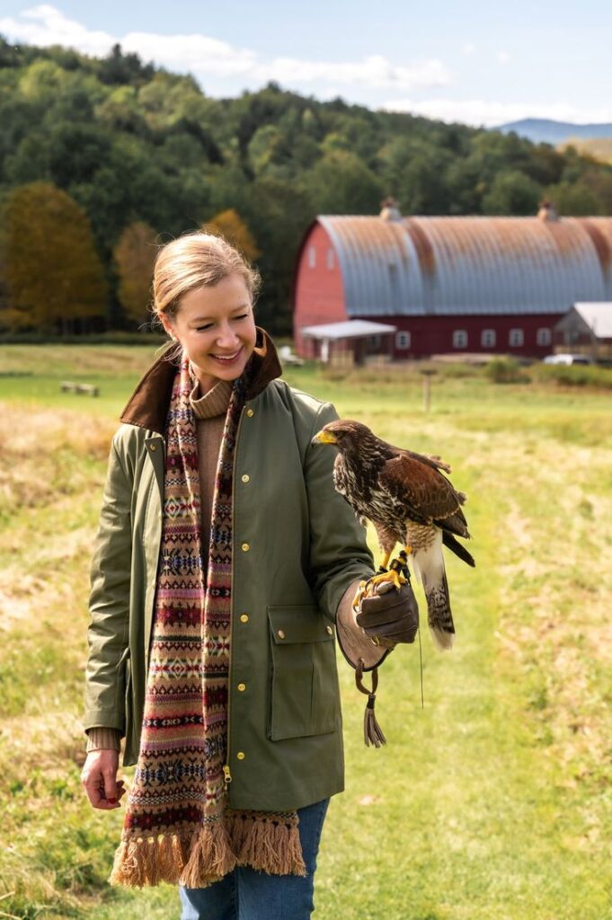 Stacie Flinner with a hawk. 