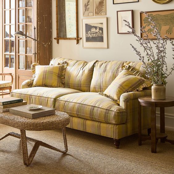 Hello sofa Greenrow. 