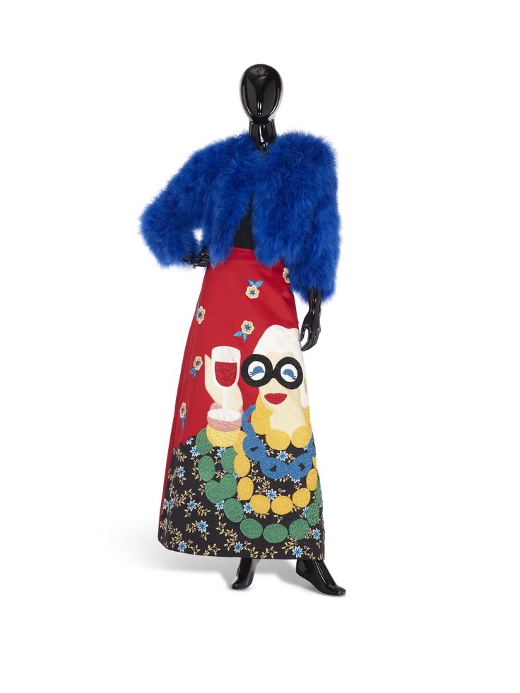 Iris Apfel Auction.