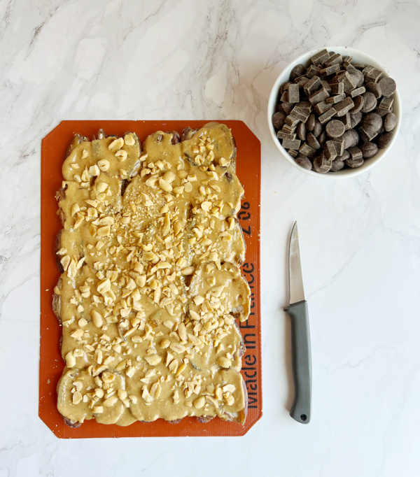 dates with peanut butter and chocolate bark