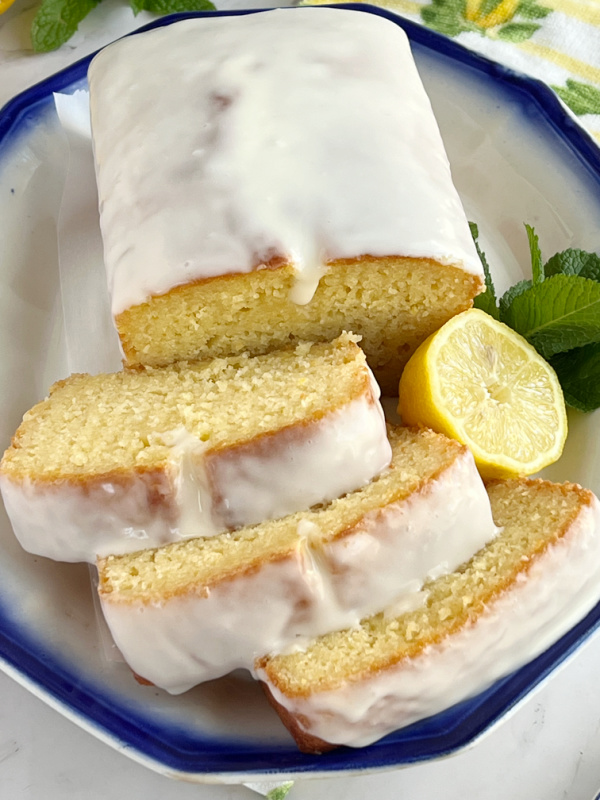 Barefoot Contessa Lemon yogurt cake on blue and white platter
