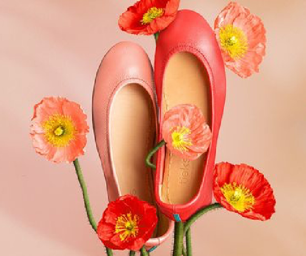 Tieks poppy.