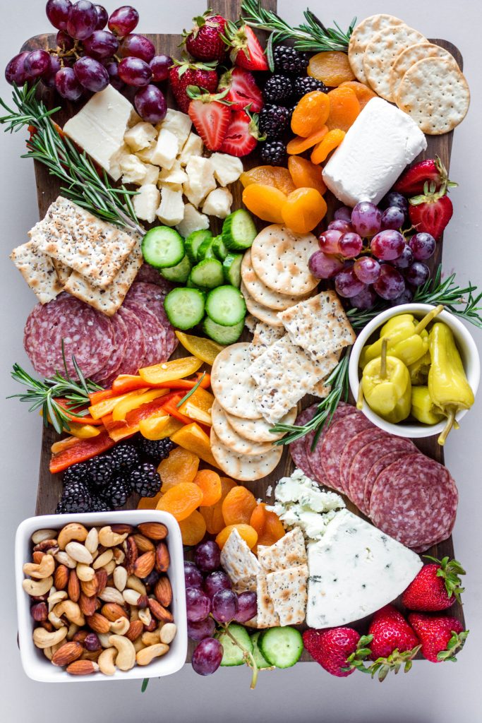 summer charcuterie board. 