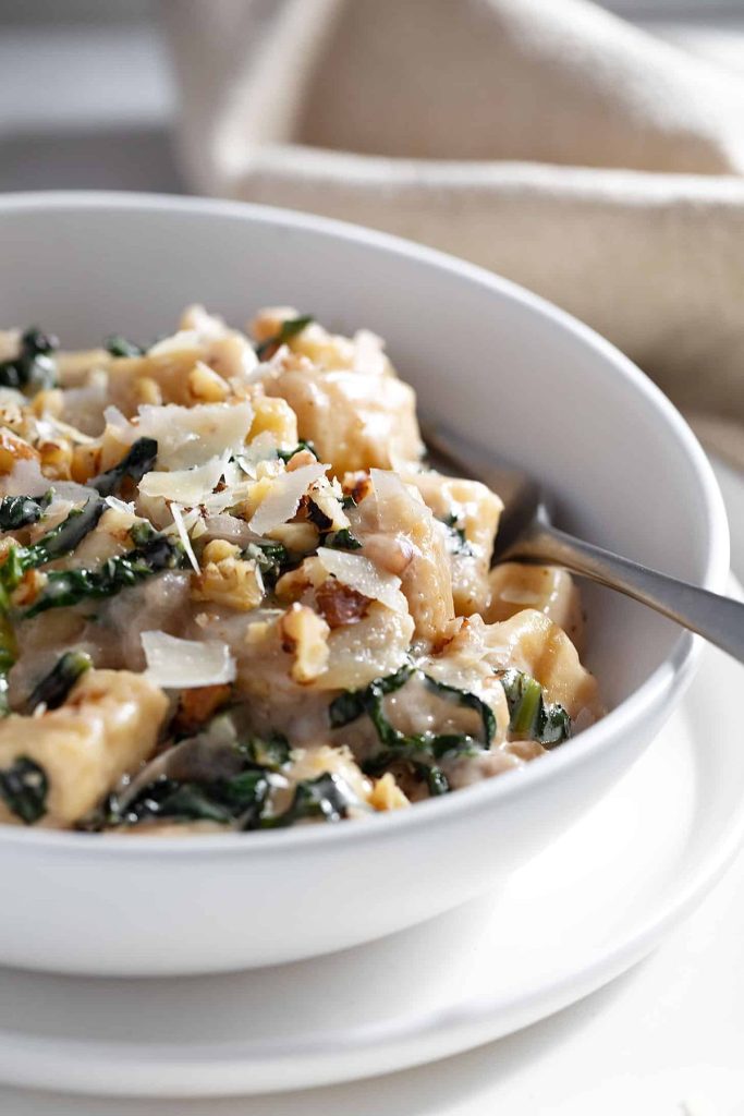 pean and walnut gnocci